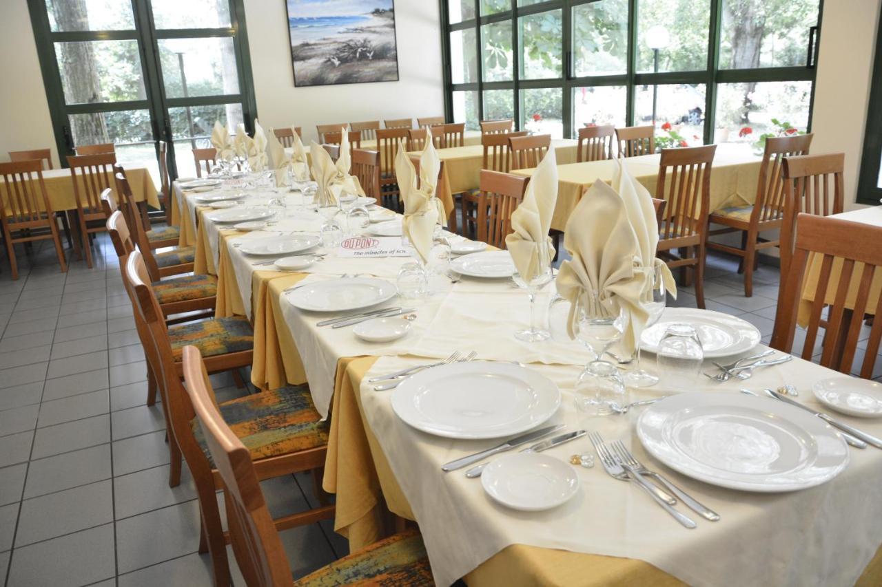 Club Village&Hotel Spiaggia Romea Lido di Volano Esterno foto